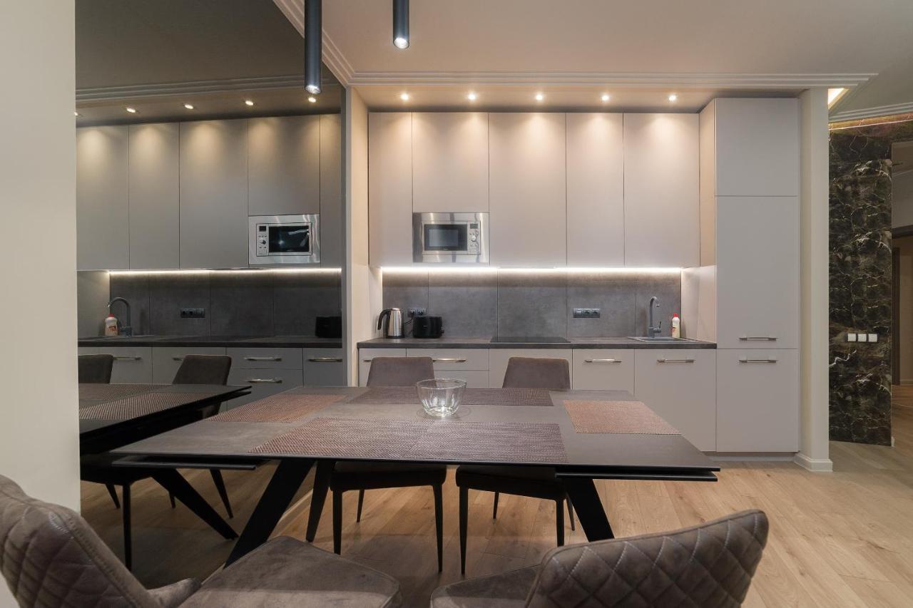 Wowell Apartments Одесса Экстерьер фото